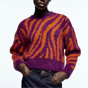 Zara Womens Jacquard Knit Animal Print Sweater Medium Cropped Blogger Favorite